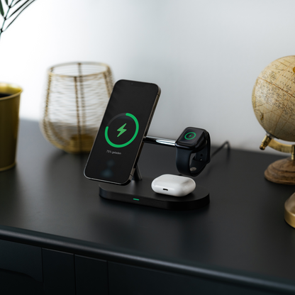LuxCharge – 4-in-1 Wireless Charging Station for Apple and Samsung (Android)
